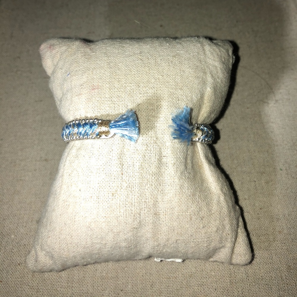 Wanderer Cuff - Picture 2 of 2